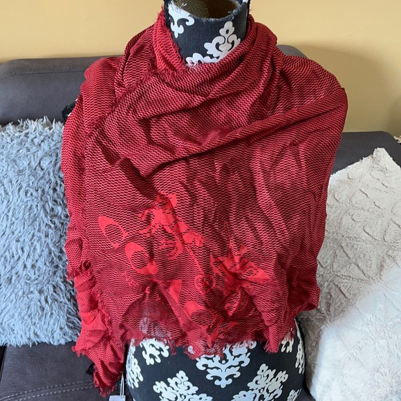 NWT COACH Red & Black Lightweight Squared Scarf - Picture 1 of 7